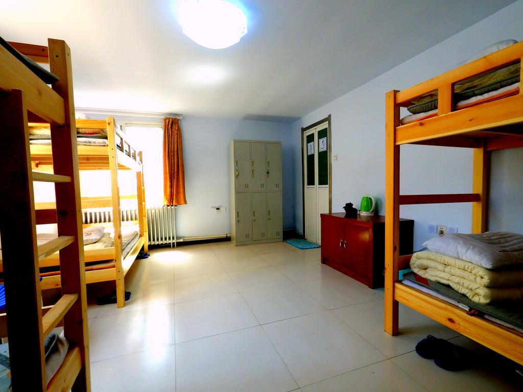First Met Backpackers Hostel เฉิงเต๋อ ภายนอก รูปภาพ