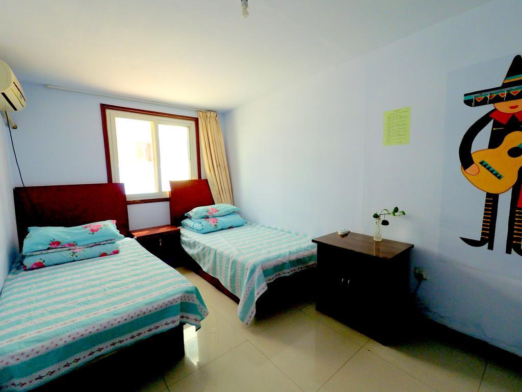 First Met Backpackers Hostel เฉิงเต๋อ ภายนอก รูปภาพ