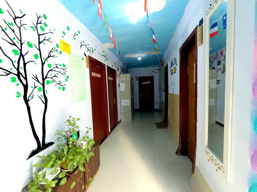 First Met Backpackers Hostel เฉิงเต๋อ ภายนอก รูปภาพ